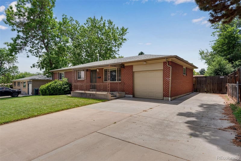 3196 Tufts Ave, Englewood, CO 80110