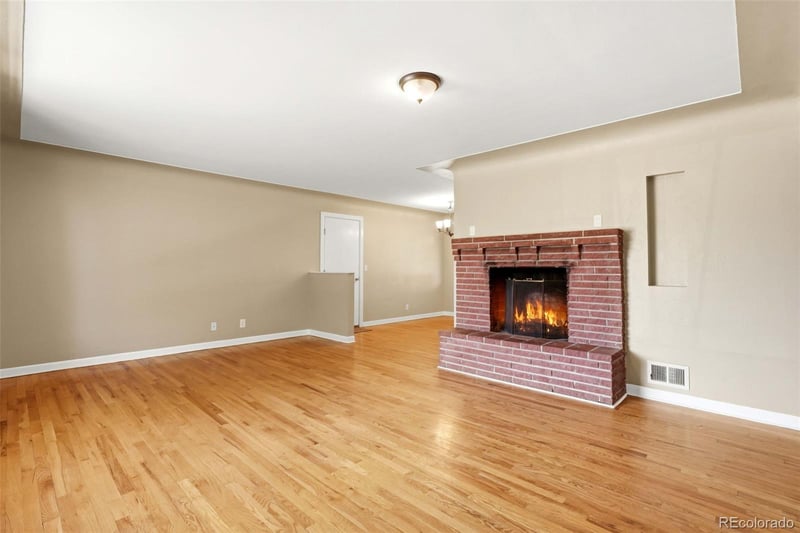 5603 S Huron St, Littleton, CO 80120