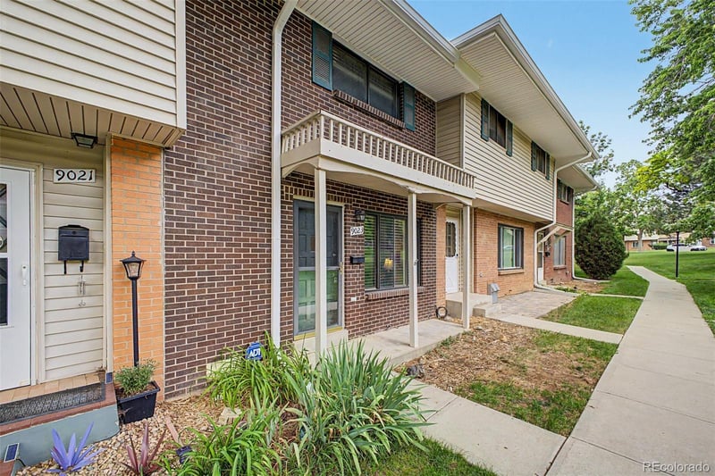 9023 Mansfield Ave, Denver, CO 80237