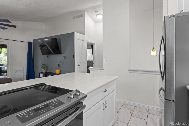 5301 Aspen Ave, Castle Rock, CO 80104
