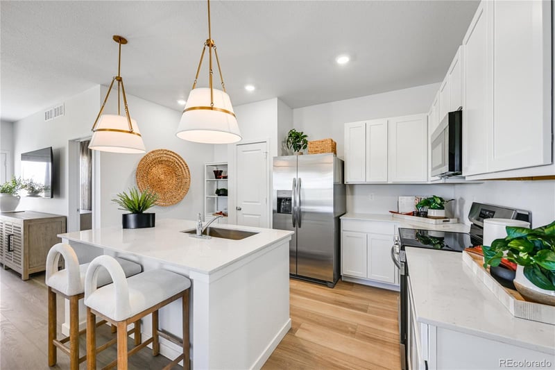1662 Drumming Dr, Windsor, CO 80550
