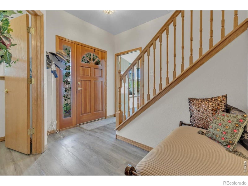 2607 Falcon Dr, Longmont, CO 80503