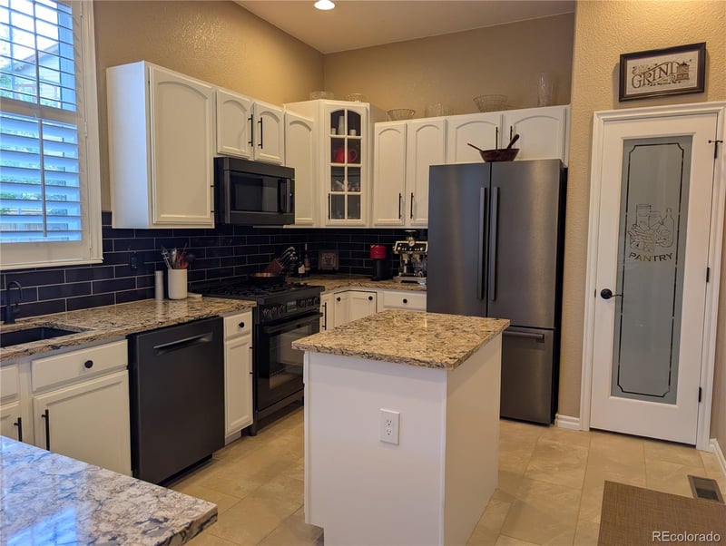 10655 Riverbrook Cir, Littleton, CO 80126