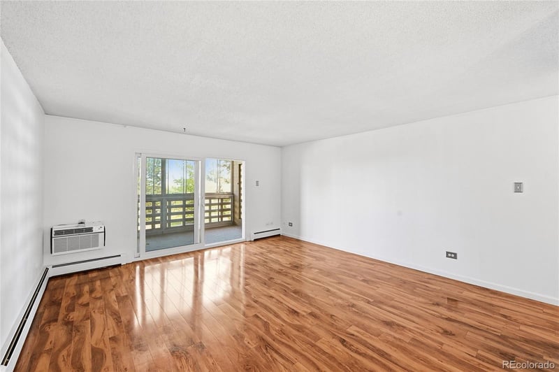 9155 Center Ave #12B, Denver, CO 80247