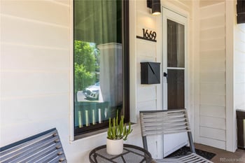 1669 Dallas St, Aurora, CO 80010