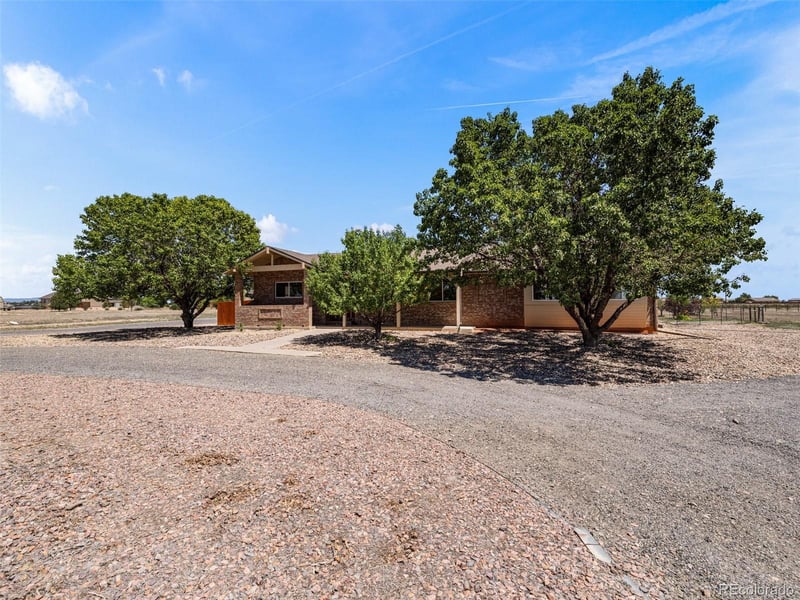1151 Buena Ventura Ct, Pueblo, CO 81007