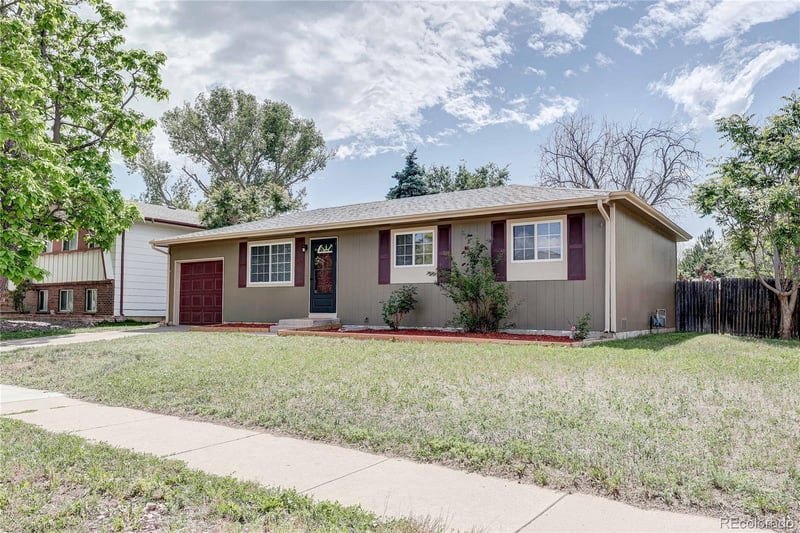 751 Moline St, Aurora, CO 80012