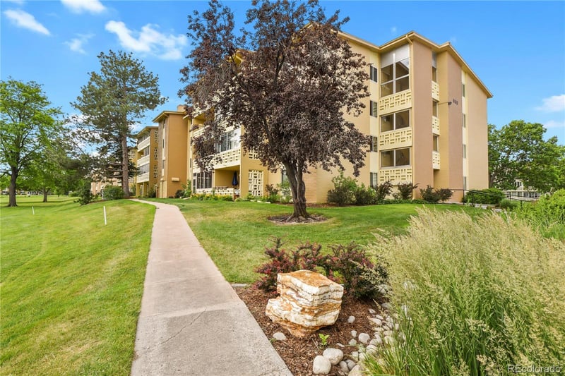 690 Alton Way #6B, Denver, CO 80247