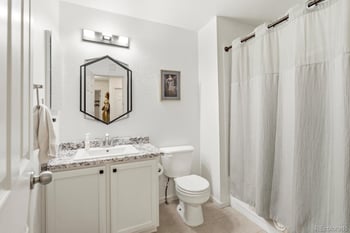 4232 S Blackhawk Cir #5C, Aurora, CO 80014