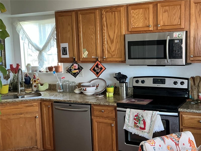 35 Dickson St, Keenesburg, CO 80643
