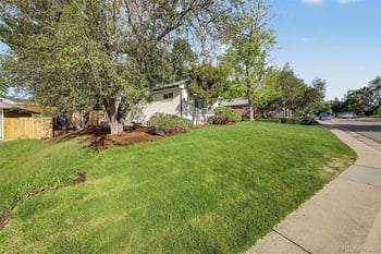 3076 S Holly Pl, Denver, CO 80222