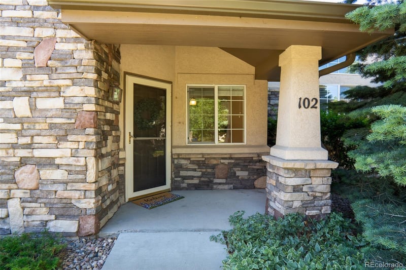 1435 S Chambers Rd #102, Aurora, CO 80017