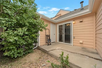 1728 Eagle St #E, Aurora, CO 80011