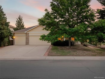 2392 S Oswego St, Aurora, CO 80014