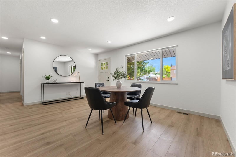 1445 101st Ave, Northglenn, CO 80260