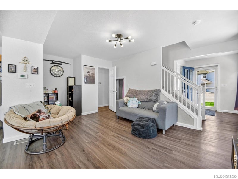 531 Sterling Ln, Dacono, CO 80514