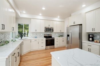 2358 Weatherstone Cir, Highlands Ranch, CO 80126