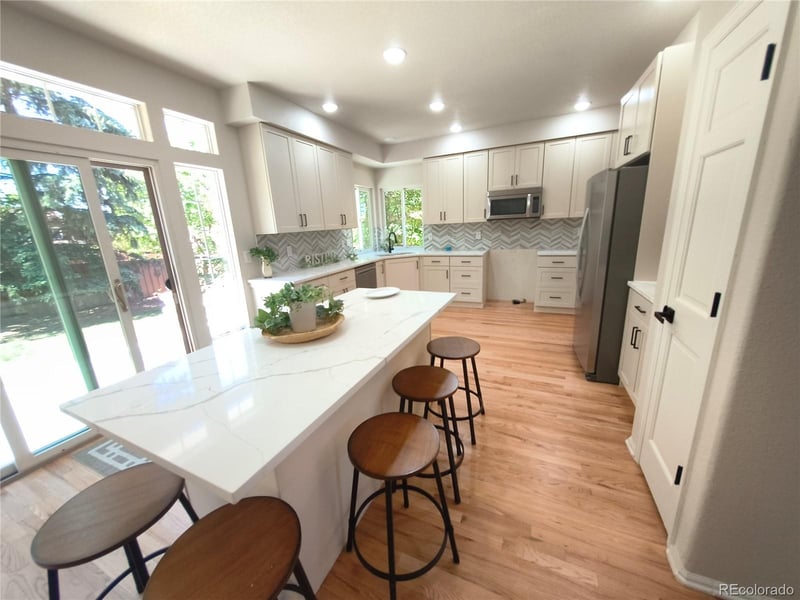 2358 Weatherstone Cir, Littleton, CO 80126