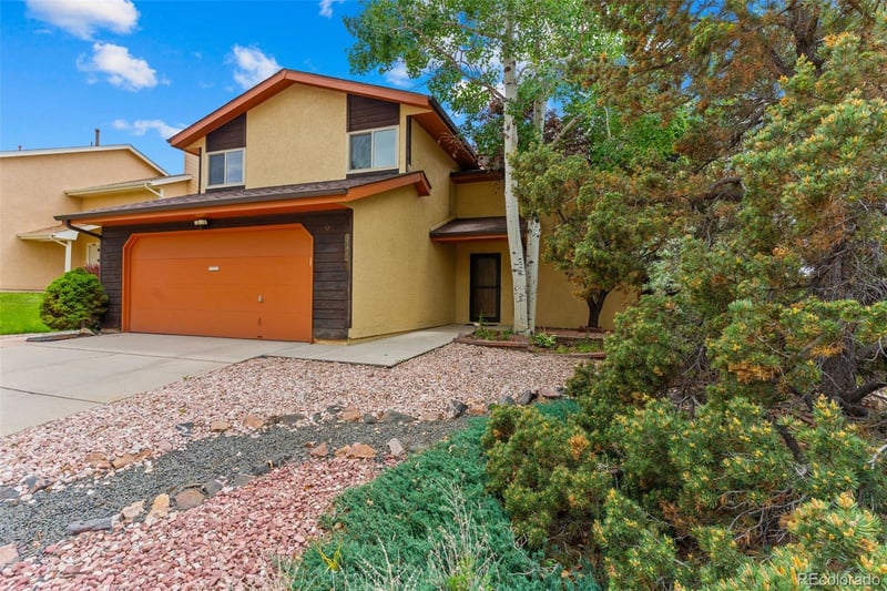 5171 Solar Ridge Dr, Colorado Springs, CO 80917