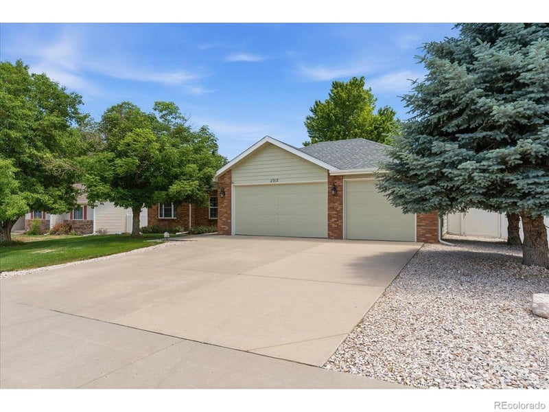 2912 42nd Ave, Greeley, CO 80634