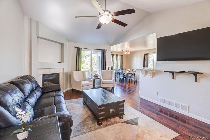 5647 Quatar Ct, Centennial, CO 80015