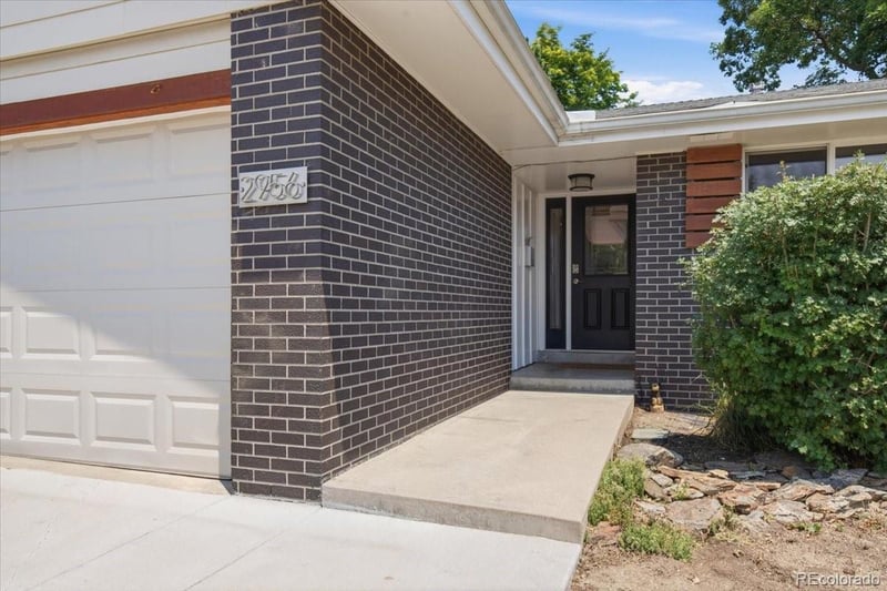 2956 S Fenton St, Denver, CO 80227
