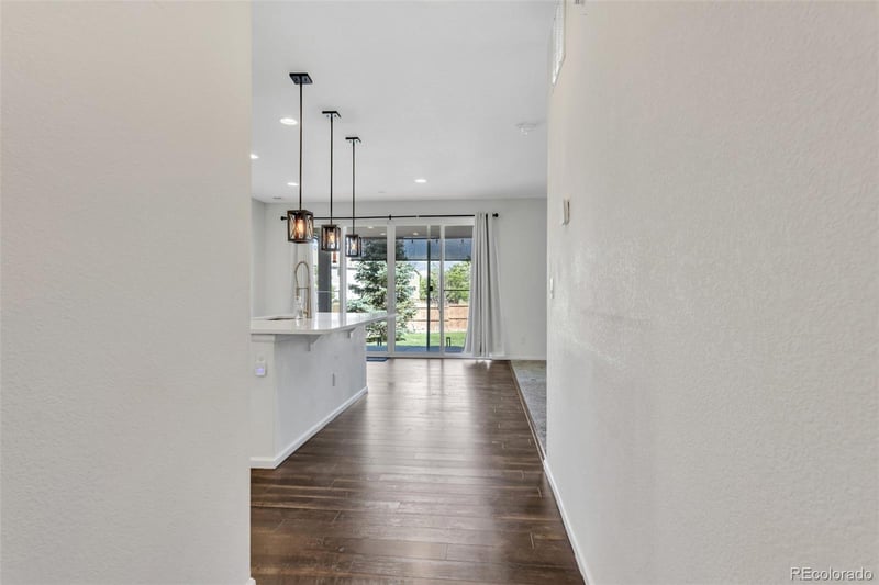 22330 Mansfield Pl, Aurora, CO 80018
