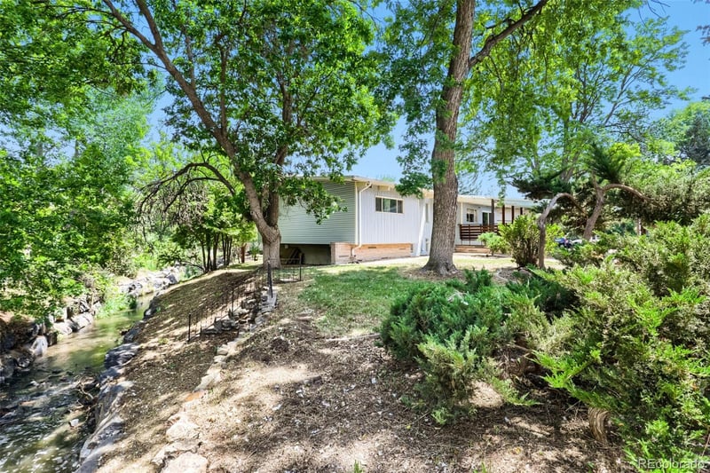 700 Dudley St, Lakewood, CO 80215