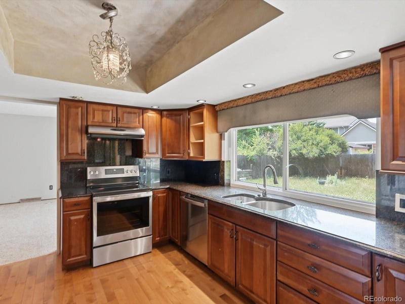 7008 Nova Dr, Littleton, CO 80128