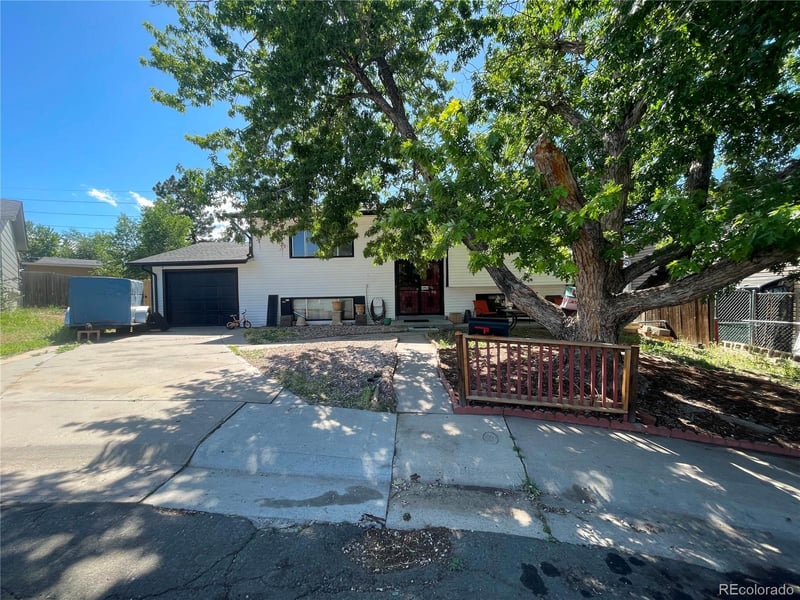 14522 22nd Pl, Aurora, CO 80011
