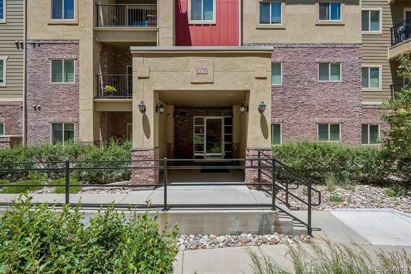 1062 Rockhurst Dr #305, Littleton, CO 80129