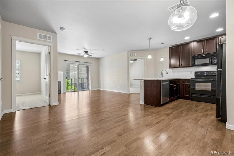 1062 Rockhurst Dr #305, Littleton, CO 80129