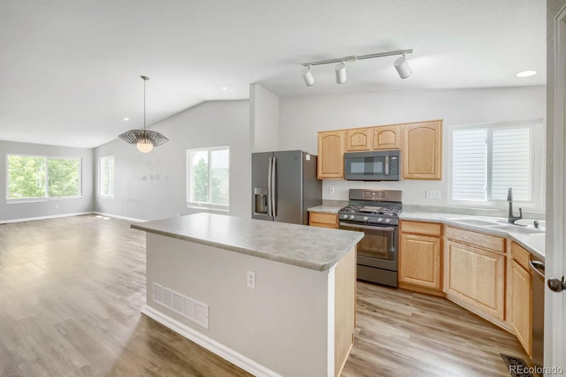 7788 Brown Bear Way, Littleton, CO 80125