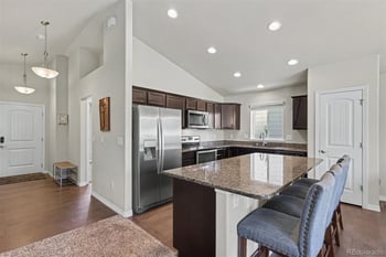 6414 Mountain Dale Dr, Colorado Springs, CO 80927