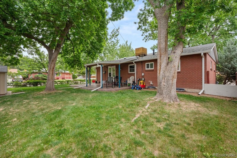6797 Lee St, Arvada, CO 80004
