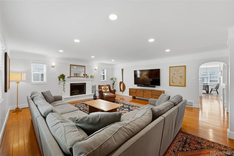 1121 Cook St, Denver, CO 80210