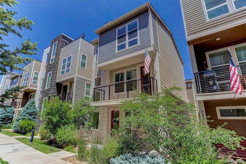 530 Hinsdale Ave, Littleton, CO 80122