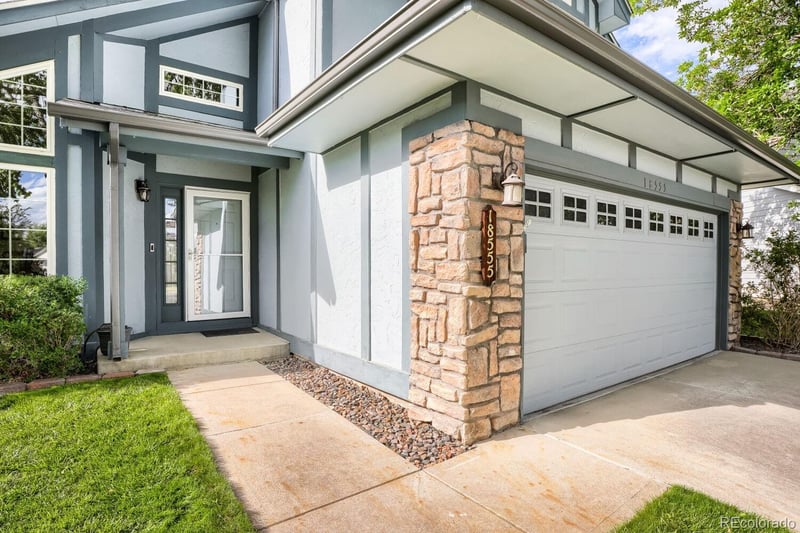 18555 Saratoga Pl, Aurora, CO 80015