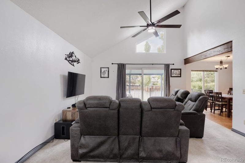 18555 Saratoga Pl, Aurora, CO 80015