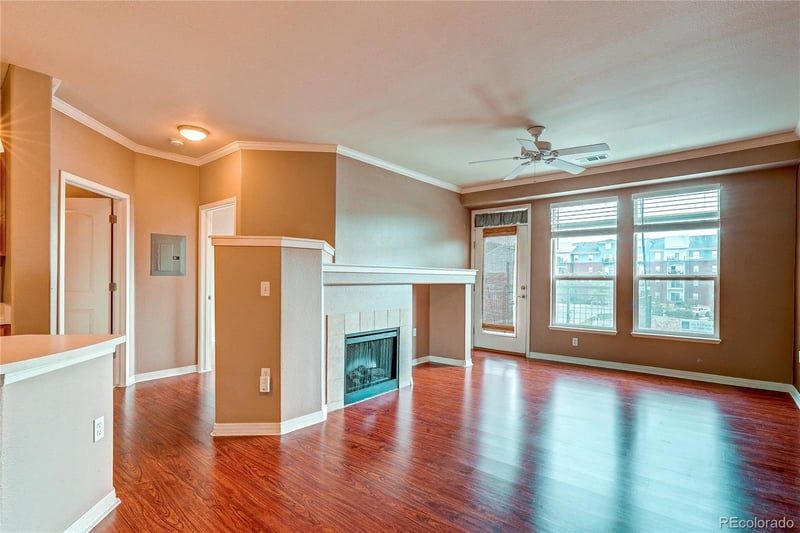 10184 Park Meadows Dr #1317, Lone Tree, CO 80124