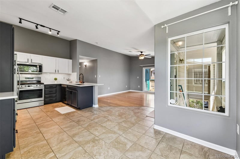 8485 Pebble Creek Way #203, Highlands Ranch, CO 80126
