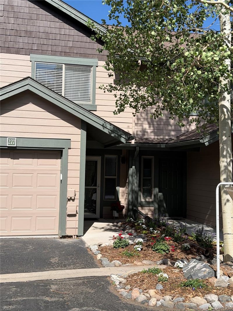 277 Kestrel Ln, Silverthorne, CO 80498