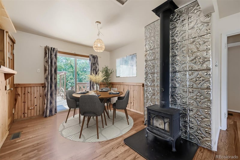 3275 S Fox St, Englewood, CO 80110