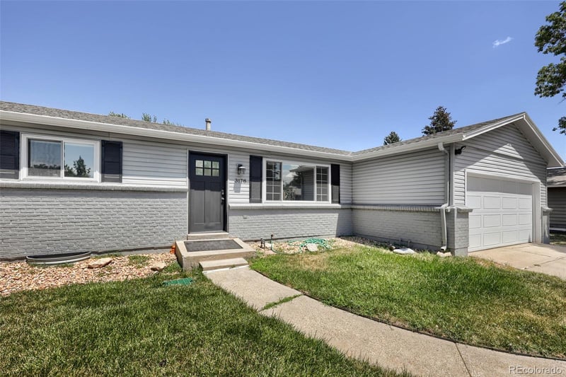 3178 S Dayton Ct, Denver, CO 80231