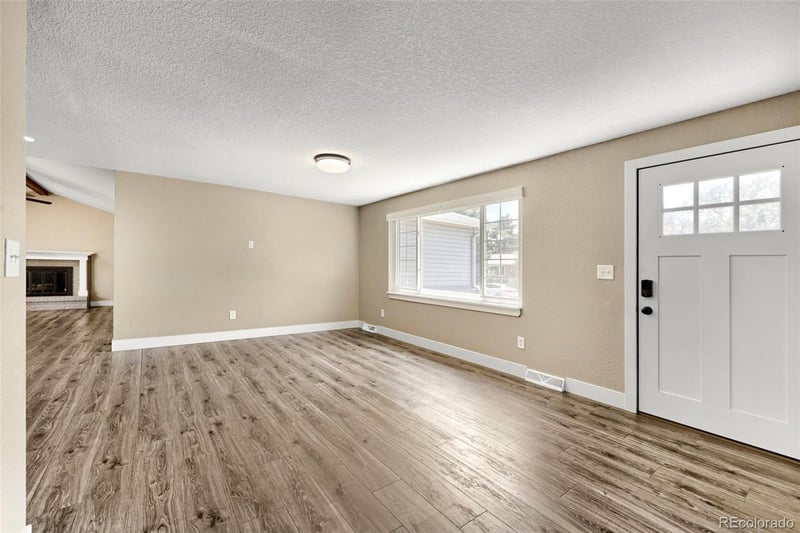 3178 S Dayton Ct, Denver, CO 80231