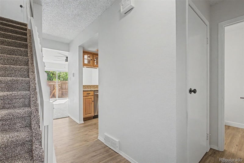 2455 Lexington Village Ln, Colorado Springs, CO 80916