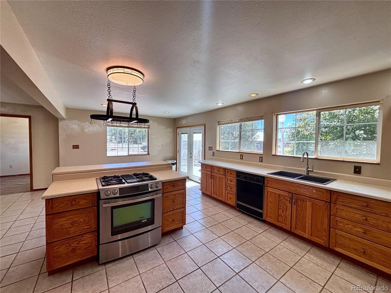 7150 Gaumer Ln, Alamosa, CO 81101