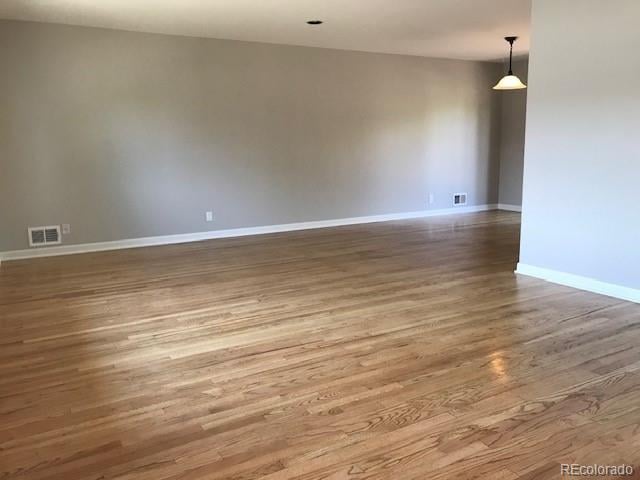 2285 Noble St, Centennial, CO 80121