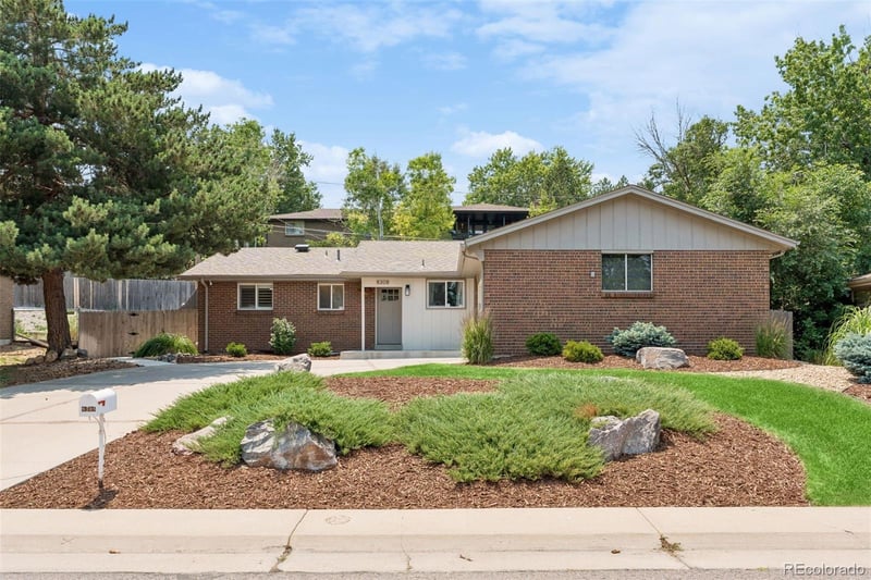 8308 72nd Ave, Arvada, CO 80005
