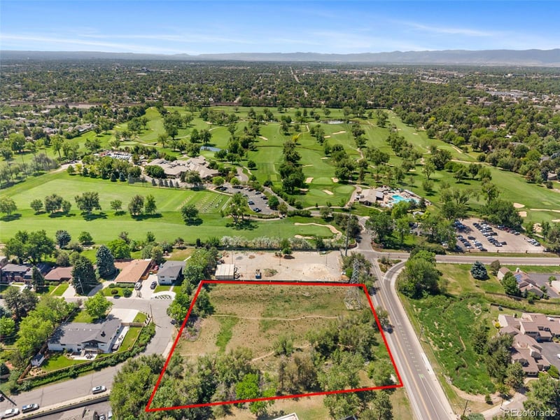 1010 Pierce St, Lakewood, CO 80214